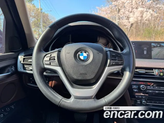BMW X5 2018 — фото 9