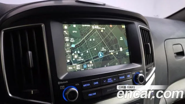 Hyundai Starex 2016 — фото 13