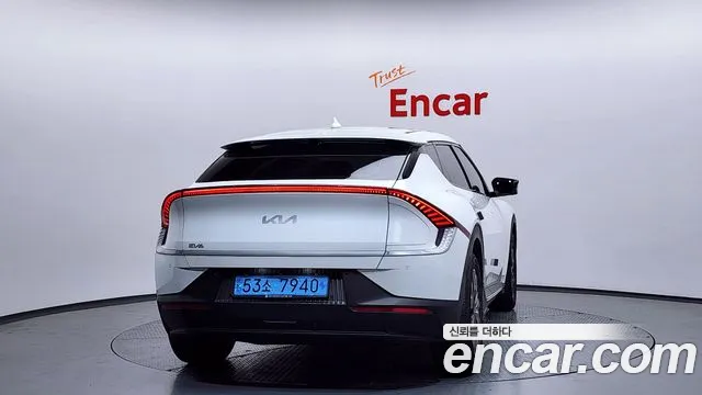 Kia EV6 2022 — фото 4
