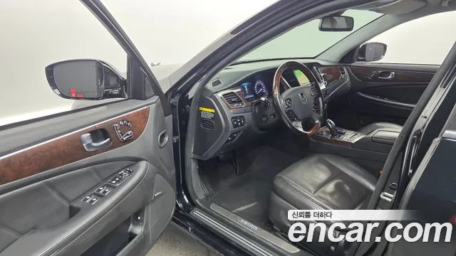 Hyundai Equus 2015 — фото 10