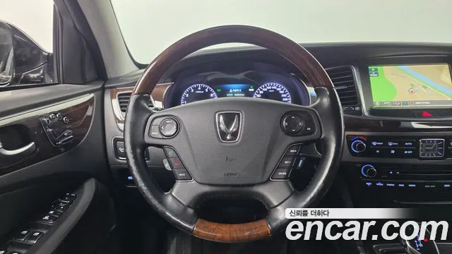Hyundai Equus 2015 — фото 18
