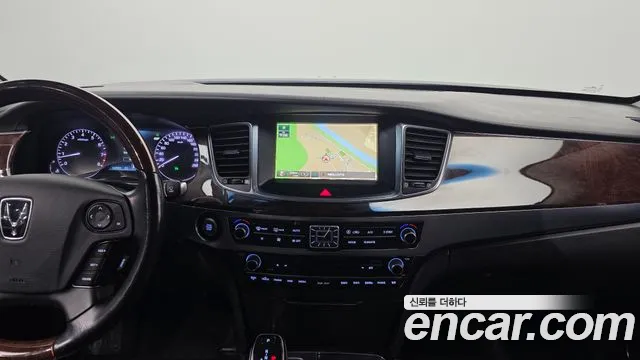 Hyundai Equus 2015 — фото 19