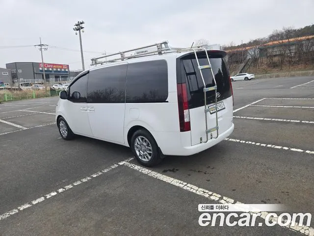 Hyundai Staria 2022 — фото 15