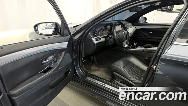 BMW M5 2012 — фото 10