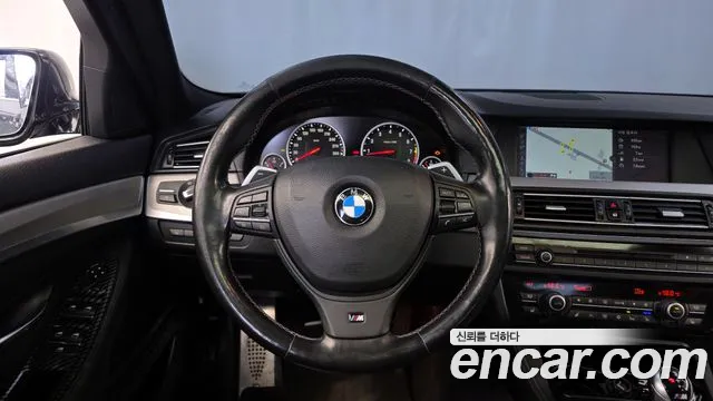 BMW M5 2012 — фото 12