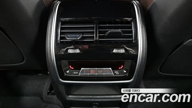 BMW X6 2021 — фото 18