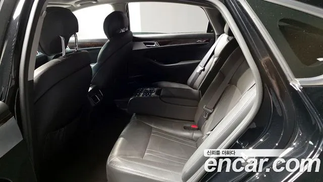 Hyundai Genesis 2016 — фото 16
