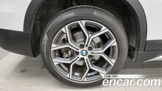 BMW X1 2022 — фото 5