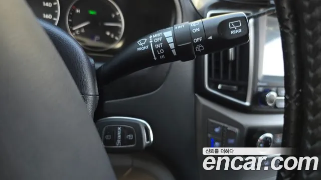 Hyundai Starex 2021 — фото 16