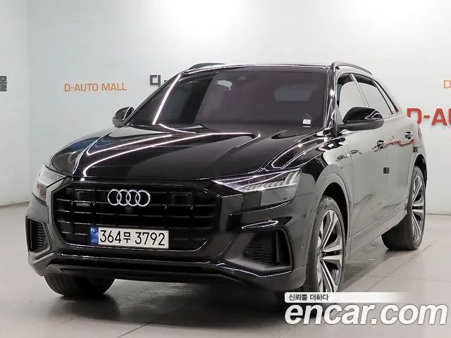Audi Q8 2023 — фото 1