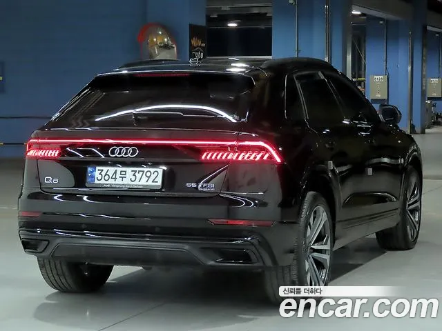 Audi Q8 2023 — фото 2