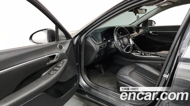 Hyundai Sonata 2021 — фото 13