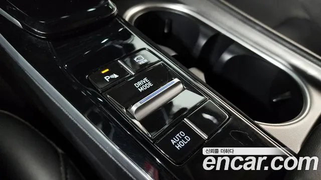 Hyundai Sonata 2021 — фото 16