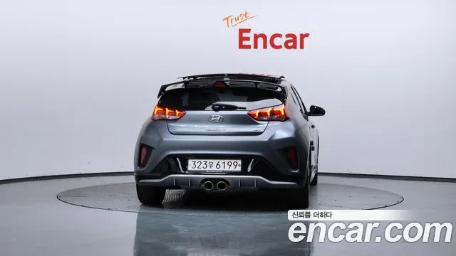 Hyundai Veloster 2018 — фото 4