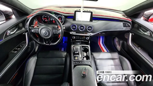 Kia Stinger 2019 — фото 10