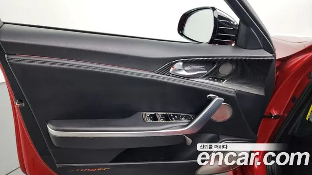 Kia Stinger 2019 — фото 14