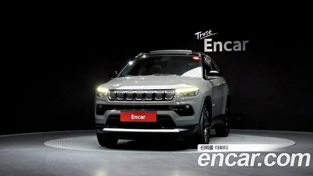Jeep Compass 2022 — фото 3
