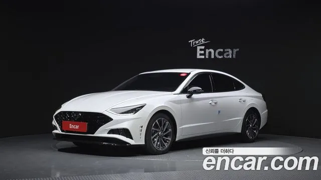 Hyundai Sonata 2023 — фото 1