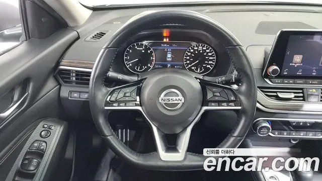 Nissan Altima 2019 — фото 19