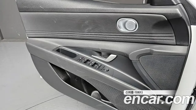 Hyundai AVANTE 2025 — фото 14
