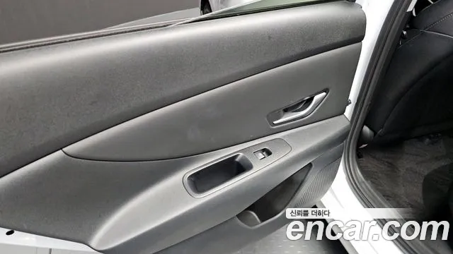 Hyundai AVANTE 2025 — фото 15