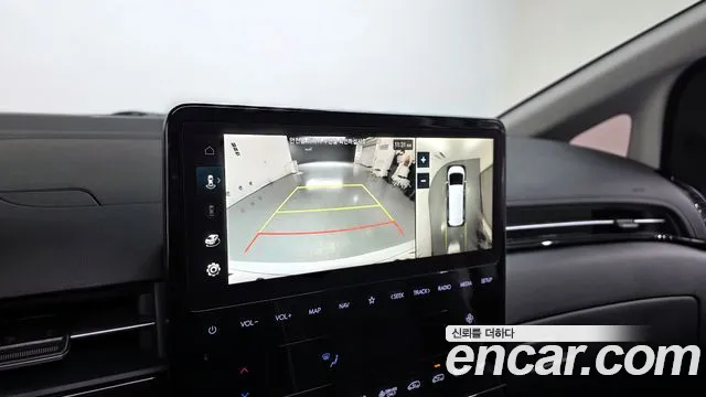 Hyundai Staria 2025 — фото 20