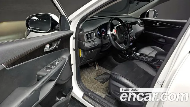 Kia Sorento 2017 — фото 10
