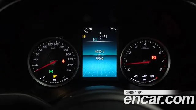 Mercedes-Benz C-Class 2020 — фото 11