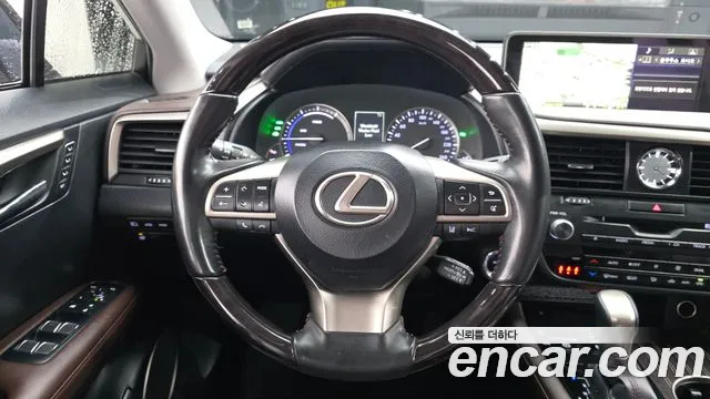 Lexus RX 2019 — фото 13