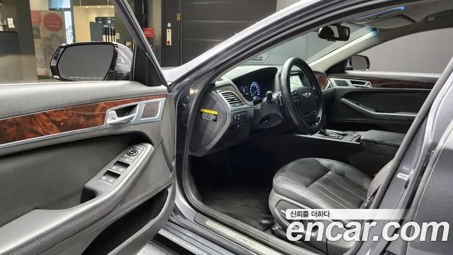 Hyundai Genesis 2016 — фото 10