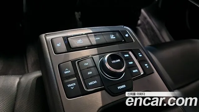 Hyundai Genesis 2016 — фото 17