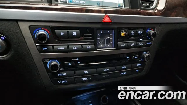 Hyundai Genesis 2016 — фото 19