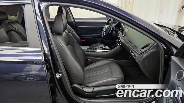 Hyundai Sonata 2020 — фото 11