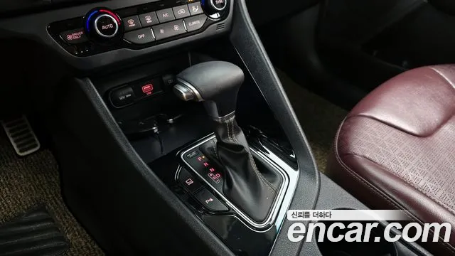 Kia Niro 2020 — фото 9