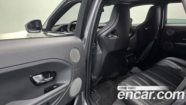 Land Rover Range Rover Evoque 2015 — фото 17