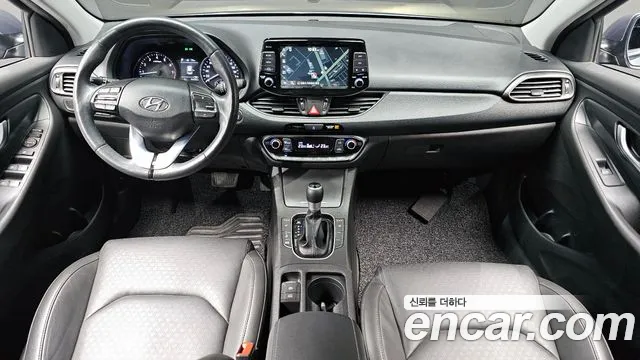 Hyundai i30 2018 — фото 7