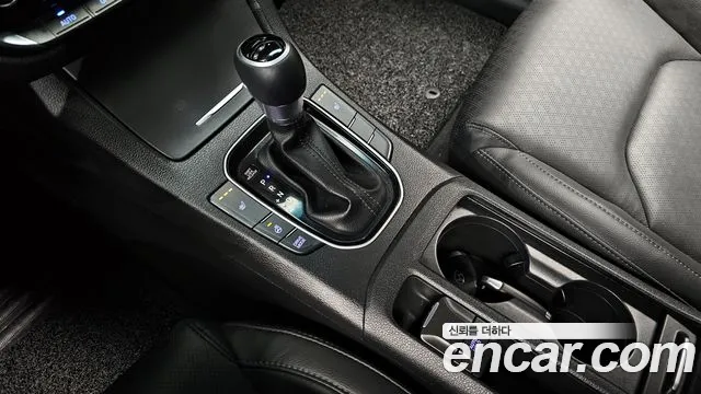 Hyundai i30 2018 — фото 9