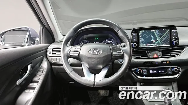 Hyundai i30 2018 — фото 13