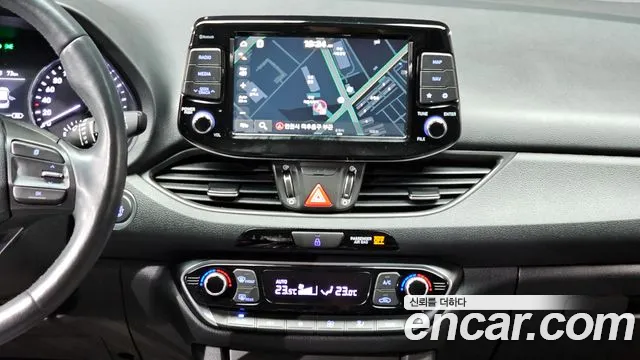 Hyundai i30 2018 — фото 15