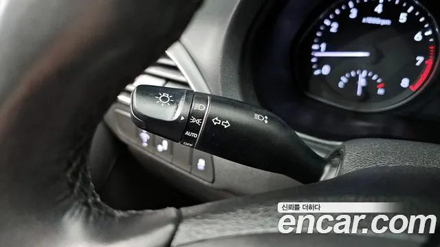 Hyundai i30 2018 — фото 17