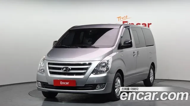 Hyundai Starex 2016 — фото 1