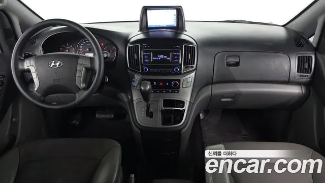 Hyundai Starex 2016 — фото 7