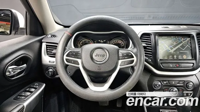 Jeep Cherokee 2017 — фото 12