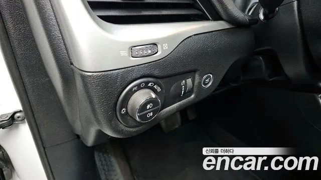 Jeep Cherokee 2017 — фото 17