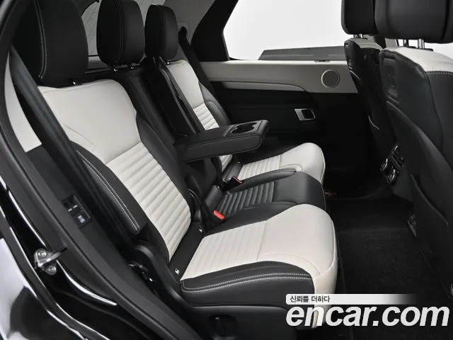 Land Rover Discovery 2025 — фото 12