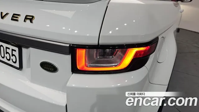 Land Rover Range Rover Evoque 2018 — фото 8