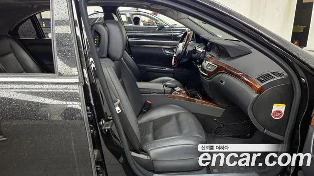 Mercedes-Benz S-Class 2010 — фото 12