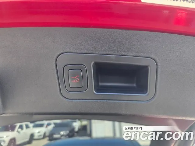 Tesla Model S 2018 — фото 15