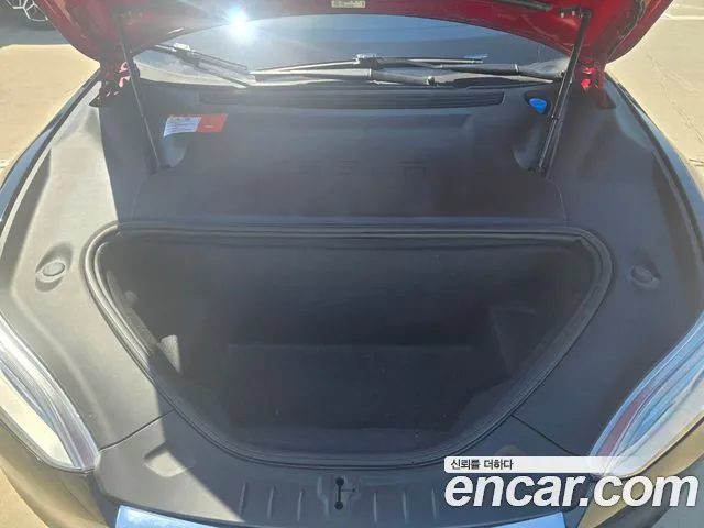 Tesla Model S 2018 — фото 16