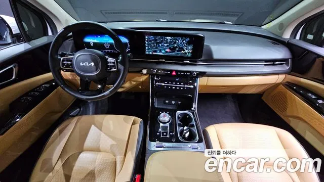 Kia Canival 2023 — фото 10